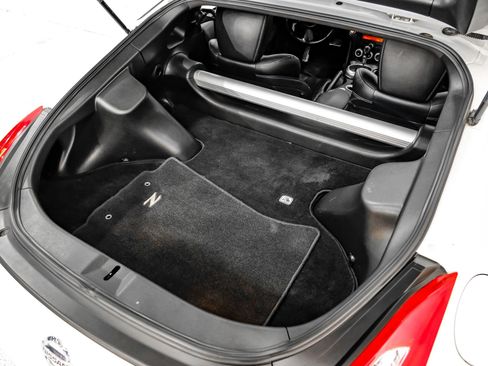 Used 2013 Nissan 370Z Touring w/ Sport Pkg RWD image 50
