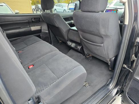 Used 2013 Toyota Tundra 4x4 CrewMax image 33