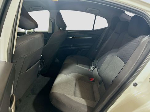 Used 2025 Toyota Camry LE w/ Convenience Package FWD image 19