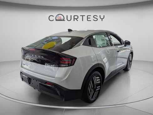 New 2026 Nissan Leaf SV+ FWD image 5