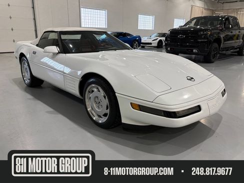 Used 1991 Chevrolet Corvette Convertible RWD image 1