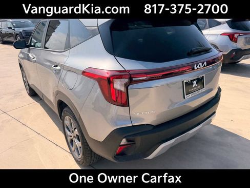 Certified 2026 Kia Seltos LX AWD/4WD image 2