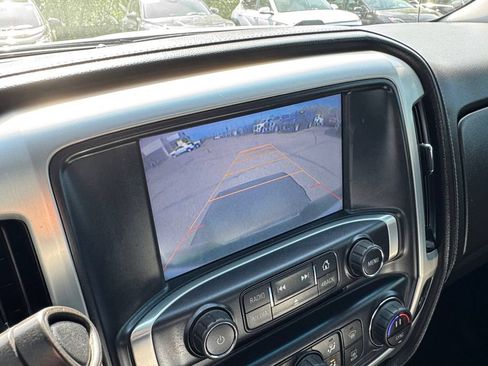Used 2015 GMC Sierra 1500 SLT w/ SLT Crew Cab Value Package AWD/4WD image 31