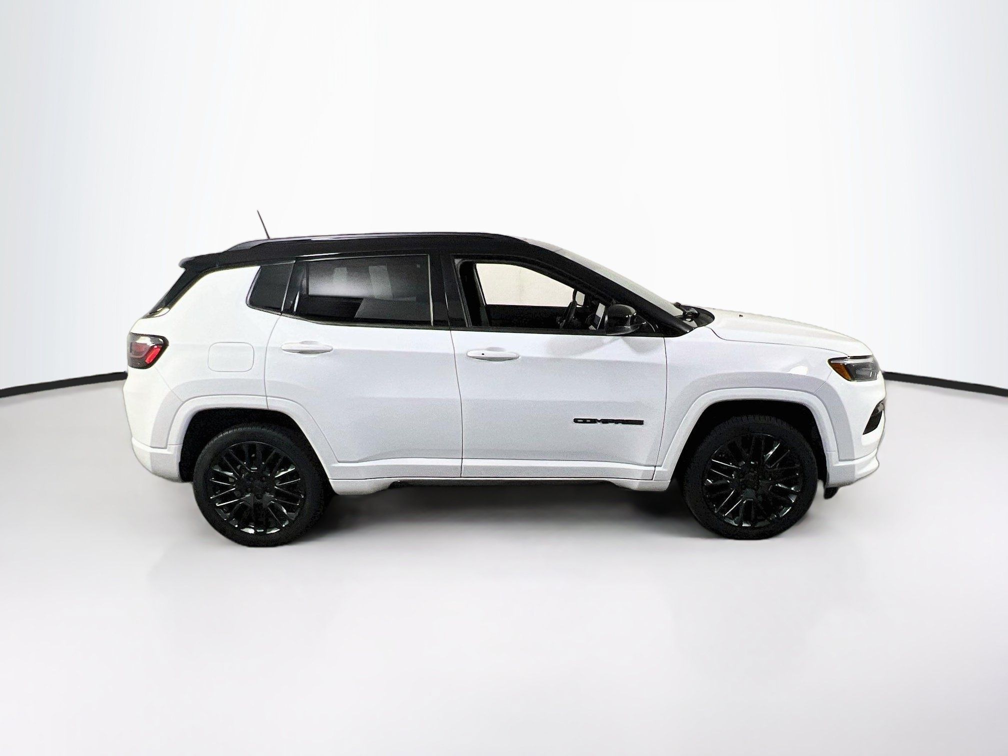 Used 2023 Jeep Compass High Altitude AWD/4WD image 4