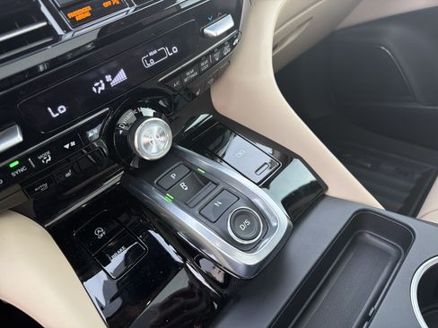 Certified 2026 Acura MDX SH-AWD w/ Technology Package image 26