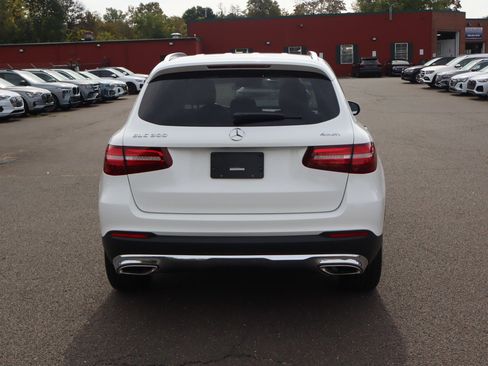 Used 2019 Mercedes-Benz GLC 300 4MATIC image 6