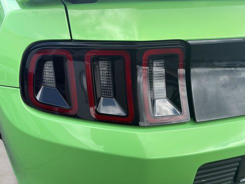 Used 2013 Ford Mustang GT Premium w/ GT Coupe Accessory Pkg 5 RWD image 45