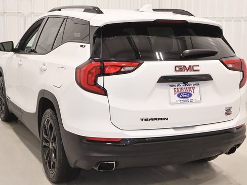 Used 2019 GMC Terrain SLT w/ Preferred Package image 8
