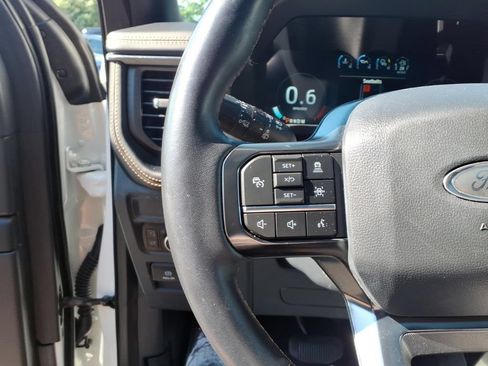 Used 2024 Ford Expedition Max Platinum AWD/4WD image 28
