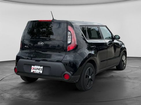 Used 2016 Kia Soul FWD image 10