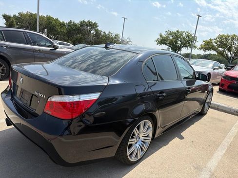 Used 2010 BMW 550i Sedan RWD image 4