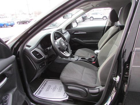 Used 2021 Kia Seltos LX image 6