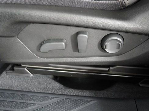 New 2026 Subaru Outback Limited image 11