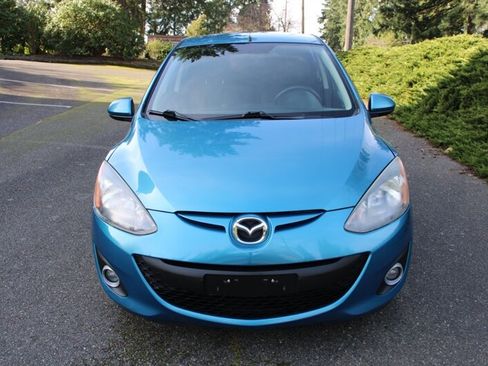 Used 2012 MAZDA MAZDA2 Touring image 9