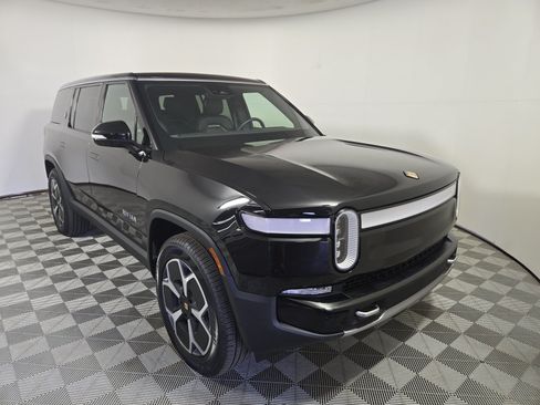 Used 2024 Rivian R1S Adventure AWD/4WD image 7