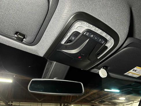 Used 2025 Mercedes-Benz Sprinter 2500 image 30