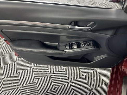 Used 2024 Nissan Altima 2.5 SL image 23