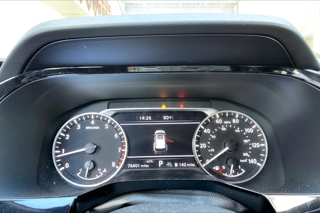 Used 2025 Nissan Pathfinder SV AWD/4WD image 7