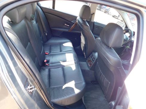 Used 2007 BMW 525xi Sedan image 25