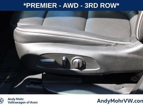 Used 2023 Chevrolet Traverse Premier w/ Redline Edition AWD/4WD image 17