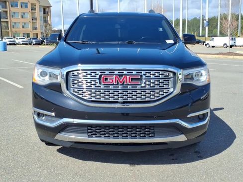 Used 2018 GMC Acadia Denali w/ Technology Package image 37