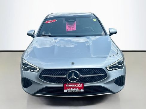 Used 2025 Mercedes-Benz CLA 250 4MATIC image 4