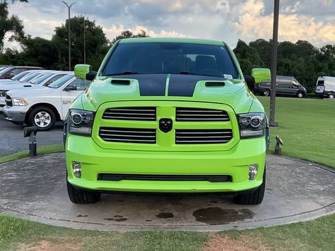 Used 2017 RAM 1500 Sport RWD image 2