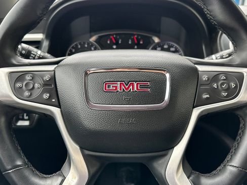 Certified 2023 GMC Acadia SLT w/ Elevation Edition FWD image 32