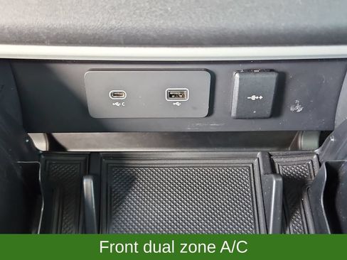 Used 2023 Land Rover Defender 110 X-Dynamic SE AWD/4WD image 20