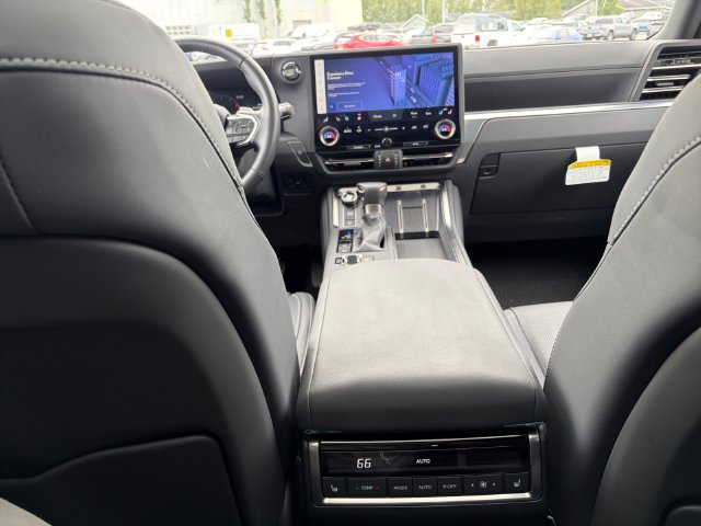 Certified 2025 Lexus GX 550 w/ Accessory Package (2T) AWD/4WD image 16
