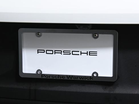 Used 2025 Porsche Cayenne image 14