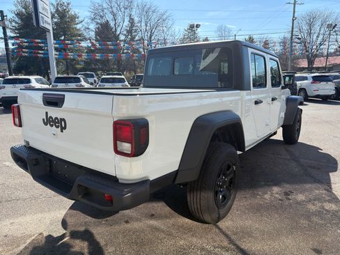 New 2026 Jeep Gladiator Sport image 7