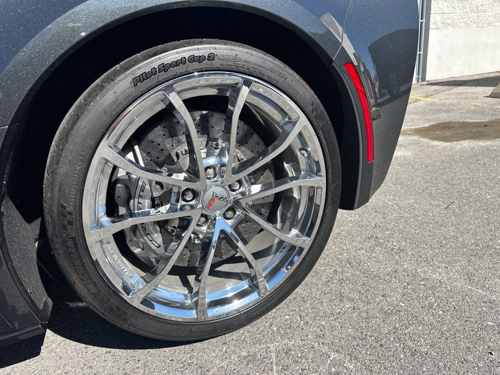 Used 2017 Chevrolet Corvette Grand Sport RWD image 6