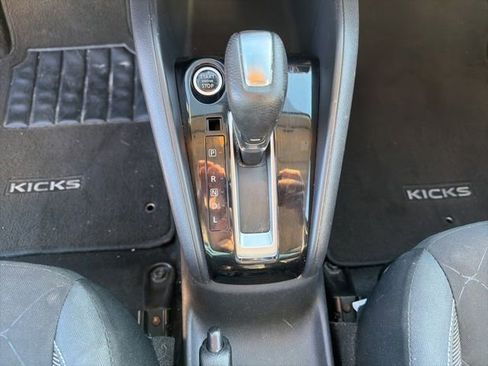 Used 2020 Nissan Kicks S FWD image 16