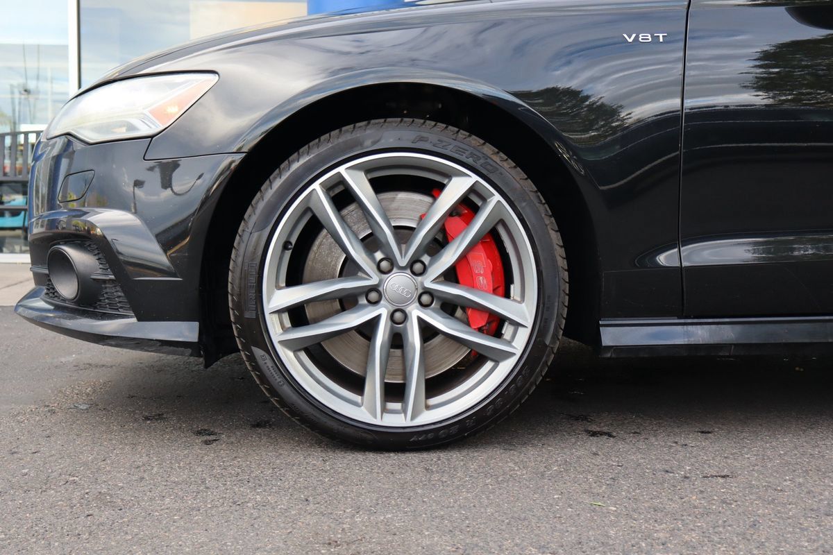 Used 2018 Audi S6 Premium Plus w/ S Sport Package AWD/4WD image 30