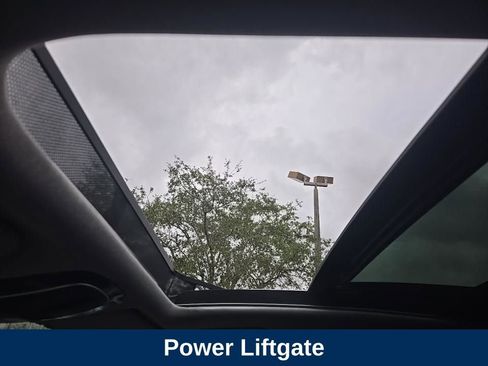 Used 2023 Hyundai Santa Fe Limited image 15