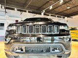 Used 2017 Jeep Grand Cherokee Limited 75th Anniversary image 3
