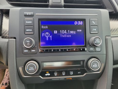 Used 2019 Honda Civic Sport image 36