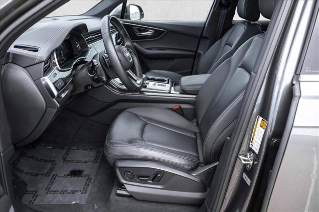 Certified 2025 Audi Q7 2.0T Premium w/ Convenience Package AWD/4WD image 12