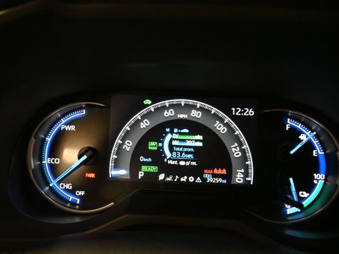 Used 2023 Toyota RAV4 SE w/ Weather & Moonroof Package AWD/4WD image 14