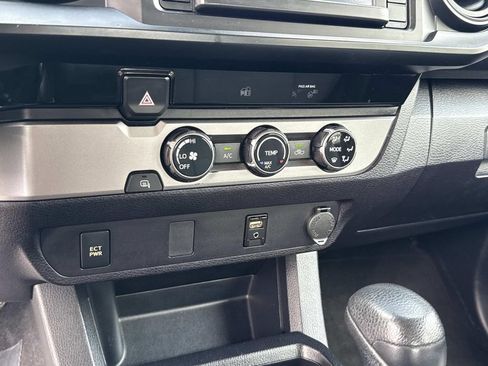 Used 2018 Toyota Tacoma SR RWD image 25