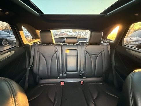 Used 2017 Lincoln MKC Select w/ Select Plus Package image 18