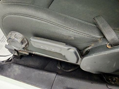 Used 2018 Jeep Wrangler Sport AWD/4WD image 11