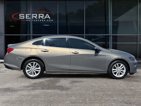Used 2018 Chevrolet Malibu LT FWD image 6