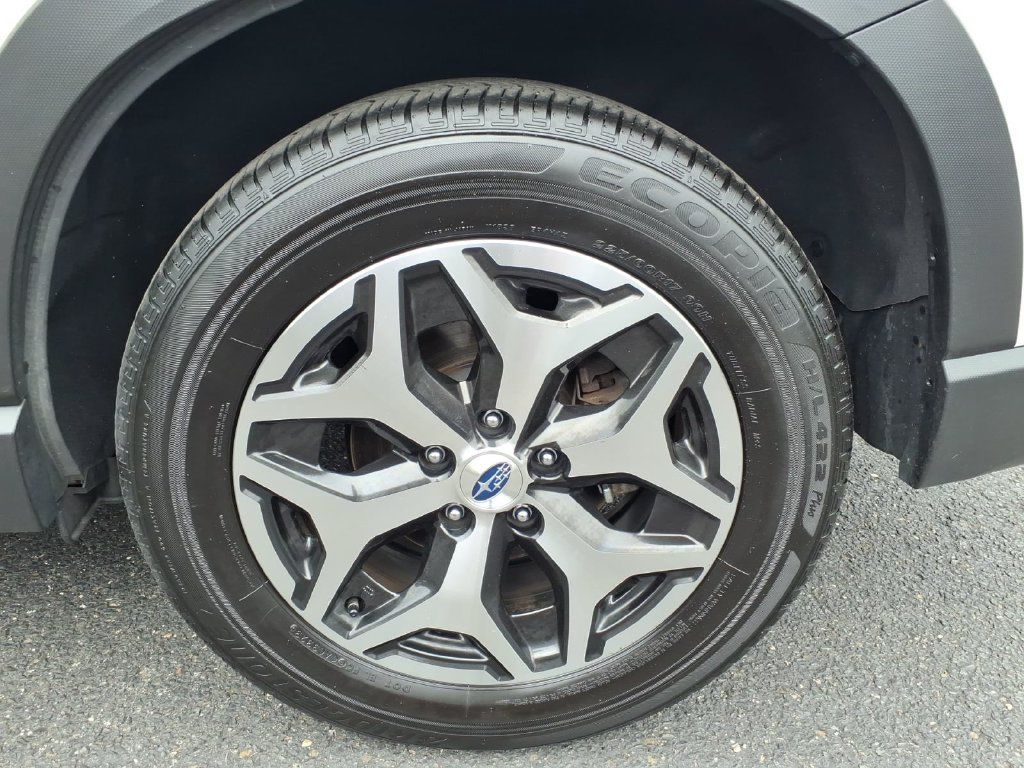 Certified 2024 Subaru Forester Premium AWD/4WD image 20