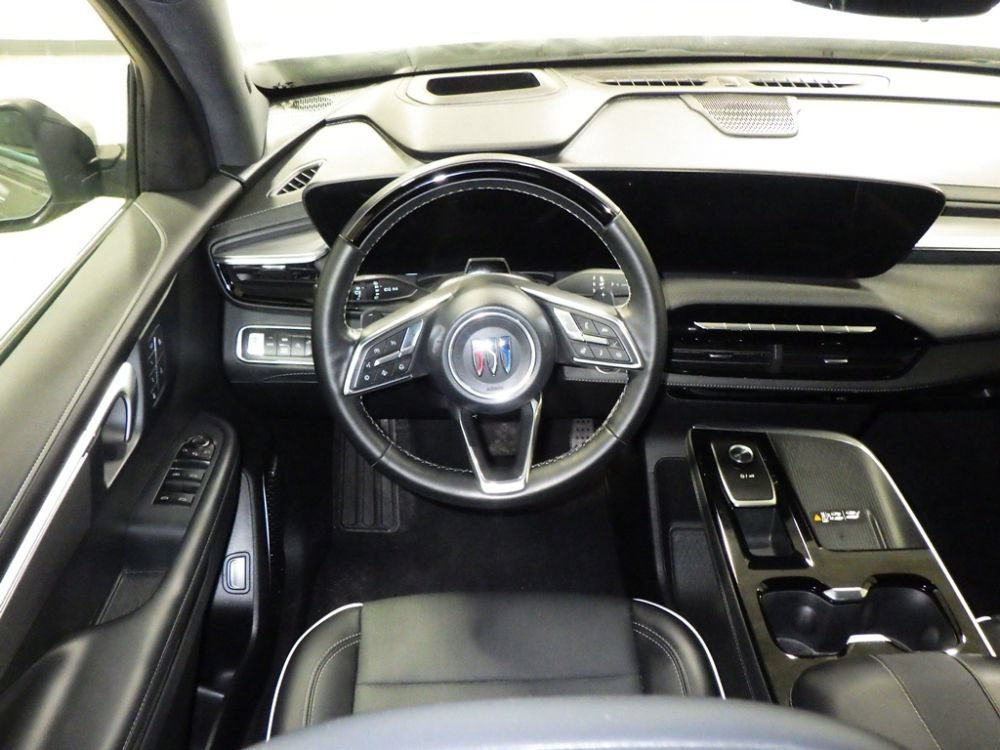 Used 2026 Buick Enclave Preferred w/ Super Cruise Package AWD/4WD image 9