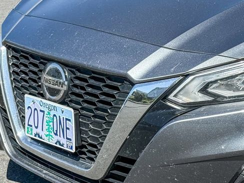 Used 2022 Nissan Altima 2.5 SV FWD image 5