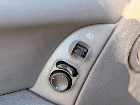 Used 2006 Jeep Liberty Sport RWD image 18