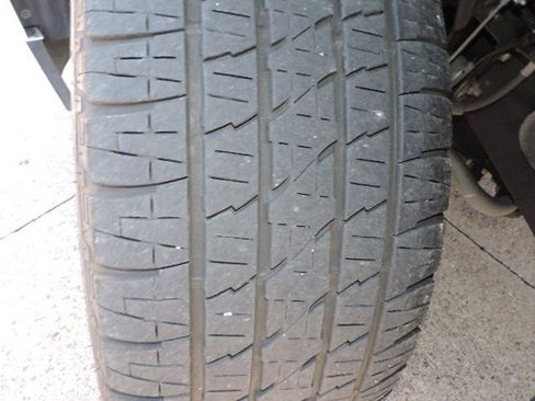 Used 2019 Chevrolet Suburban Premier image 12