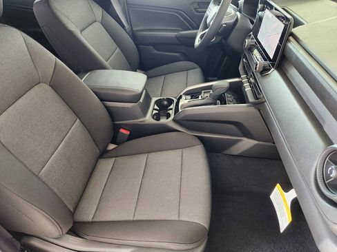 New 2025 Chevrolet Colorado W/T w/ WT Convenience Package II image 10